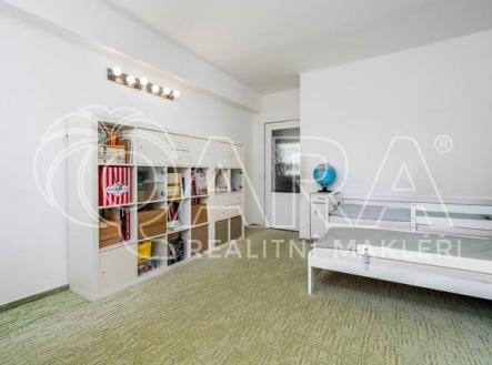 Prodej bytu, 3+kk, 65 m²