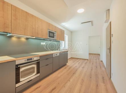 Pronájem bytu, 2+kk, 70,1 m²