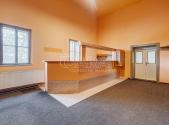 Pronájem komerčního objektu, jiný, 290 m²