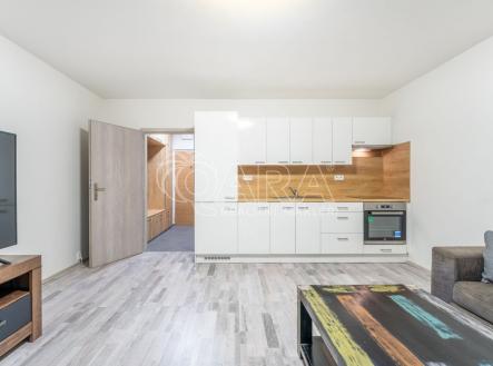 Pronájem bytu, 1+kk, 30 m²