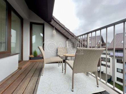 Pronájem bytu, 2+kk, 64 m²
