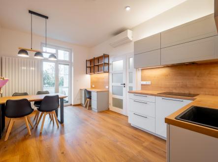 Pronájem bytu, 2+1, 63 m²