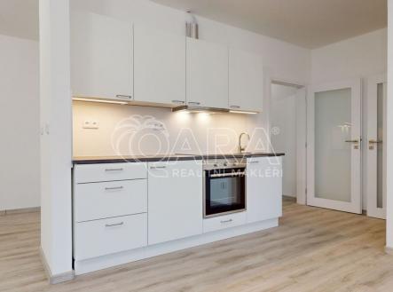 Pronájem bytu, 1+kk, 39 m²