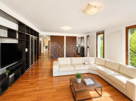 Prodej bytu, 4+1, 178 m²