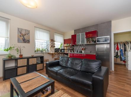 Pronájem bytu, 2+kk, 47 m²
