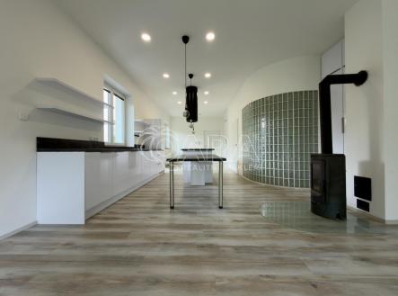 Pronájem bytu, 2+kk, 65 m²