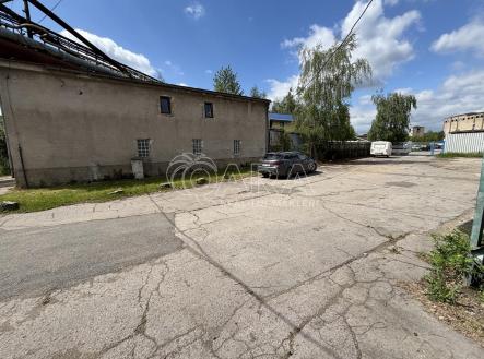 Pronájem skladu, 221 m²