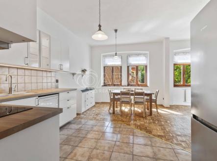 Pronájem bytu, 5+kk, 184 m²