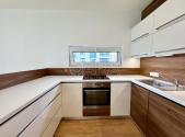 Pronájem bytu, 3+kk, 72 m²