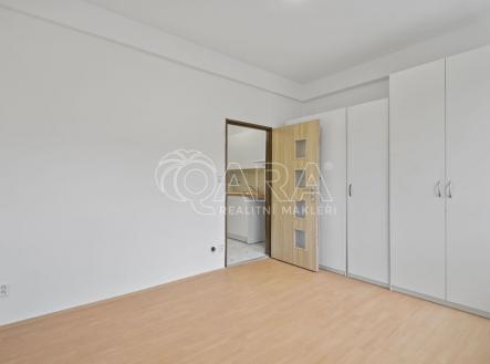 Pronájem bytu, 1+kk, 18 m²