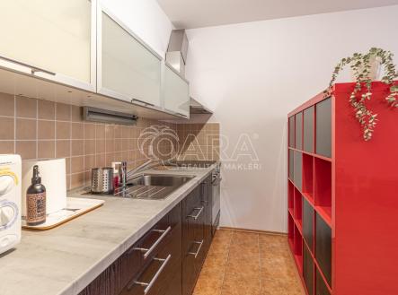 Pronájem bytu, 1+kk, 35 m²