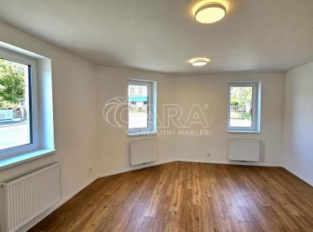 Pronájem bytu, 2+1, 62 m²