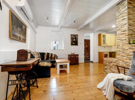 Prodej domu/vily, 217,7 m²