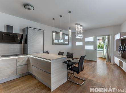 Pronájem bytu, 2+kk, 137 m²