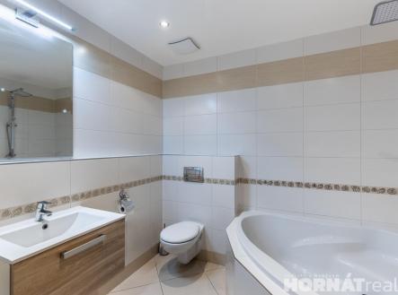 Pronájem bytu, 2+kk, 137 m²