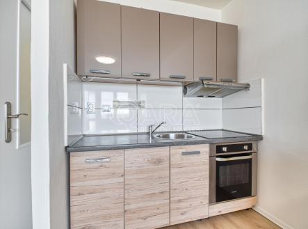 Pronájem bytu, 1+kk, 26 m²