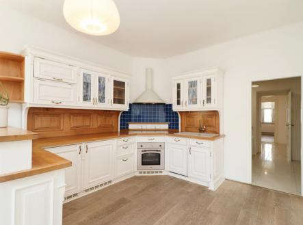 Pronájem bytu, 3+1, 105 m²
