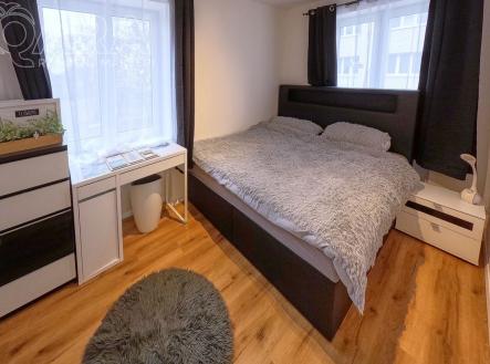 Pronájem bytu, 3+kk, 56 m²