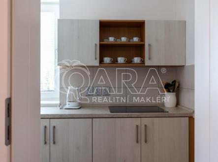 Pronájem bytu, 2+1, 60,5 m²