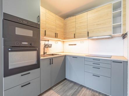 Pronájem bytu, 2+kk, 41 m²