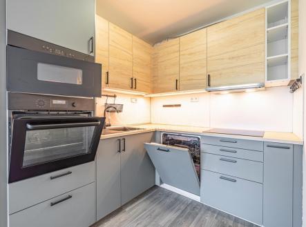Pronájem bytu, 2+kk, 41 m²