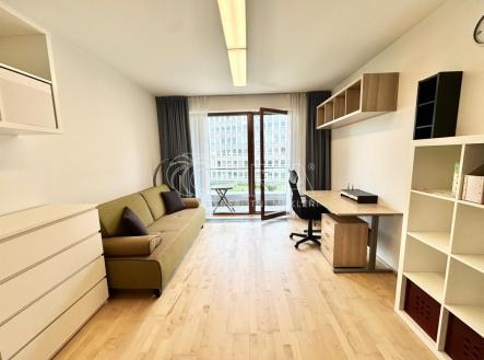 Pronájem bytu, 1+kk, 32,5 m²