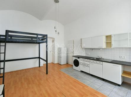 Pronájem bytu, 1+kk, 33 m²