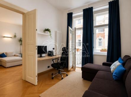 Prodej bytu, 5+1, 168 m²