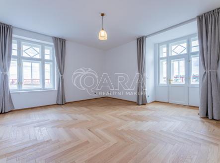 Pronájem bytu, 3+1, 133 m²