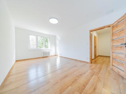 Pronájem bytu, 1+1, 35 m²