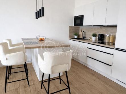 Pronájem bytu, 2+kk, 55 m²