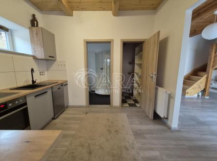 Pronájem domu/vily, 100 m²