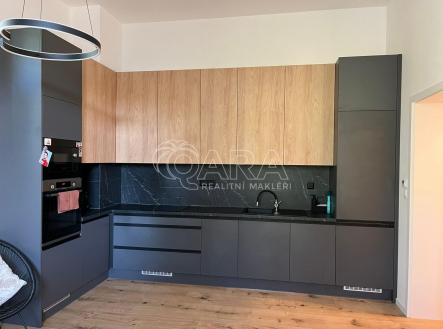 Pronájem bytu, 2+kk, 48 m²