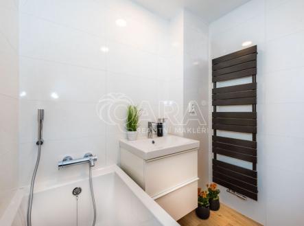 Pronájem bytu, 2+1, 52 m²