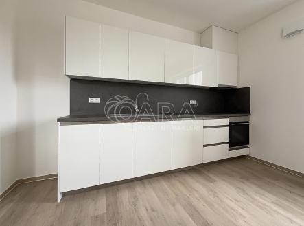 Pronájem bytu, 3+kk, 83,3 m²