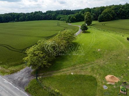 Prodej pozemku pro bydlení, 1 400 m²