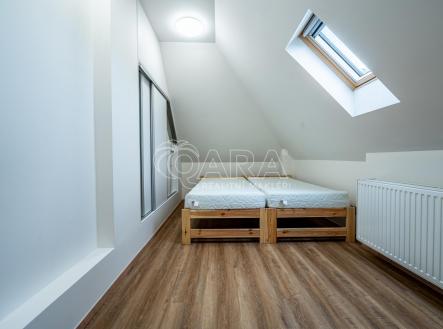 Pronájem bytu, 1+1, 33 m²