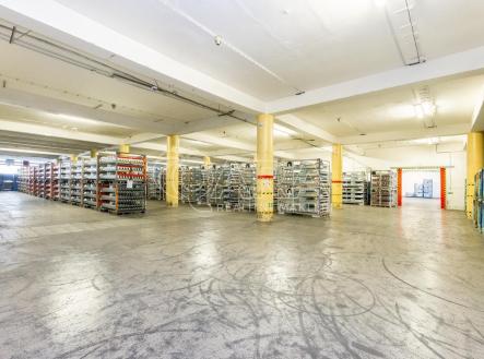 Pronájem skladu, 3 620 m²