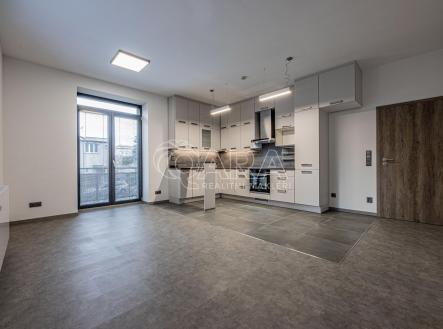 Pronájem bytu, 4+kk, 79 m²
