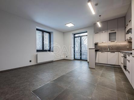 Pronájem bytu, 4+kk, 79 m²