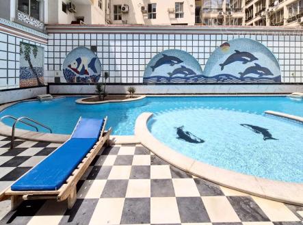 Bazén v Sheraton Plaza