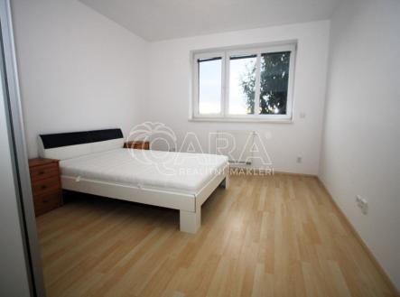 Pronájem bytu, 2+1, 63 m²