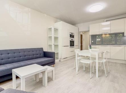 Pronájem bytu, 2+kk, 52 m²