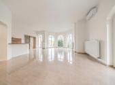 Prodej bytu, 3+1, 107,2 m²