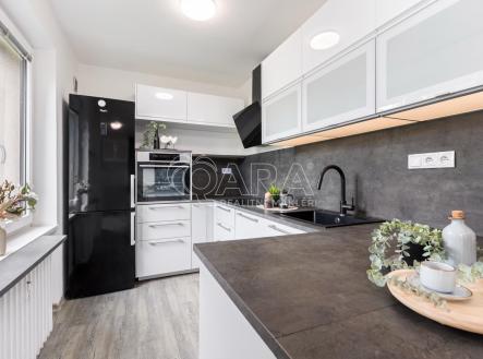 Prodej bytu, 4+kk, 96 m²