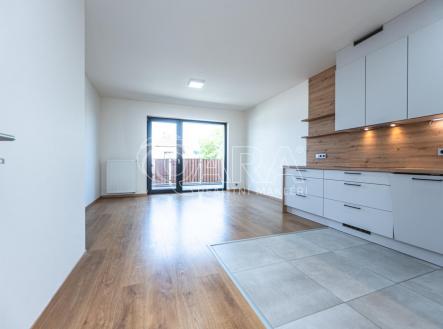 Pronájem bytu, 2+kk, 74,4 m²