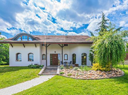Prodej domu/vily, 370 m²
