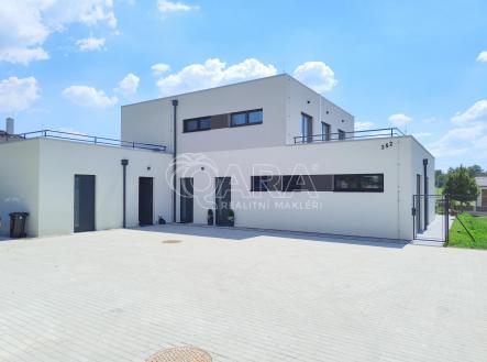 Pronájem bytu, 4+kk, 427 m²