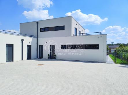 Pronájem bytu, 4+kk, 427 m²