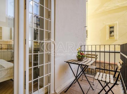 Pronájem bytu, 1+kk, 33 m²